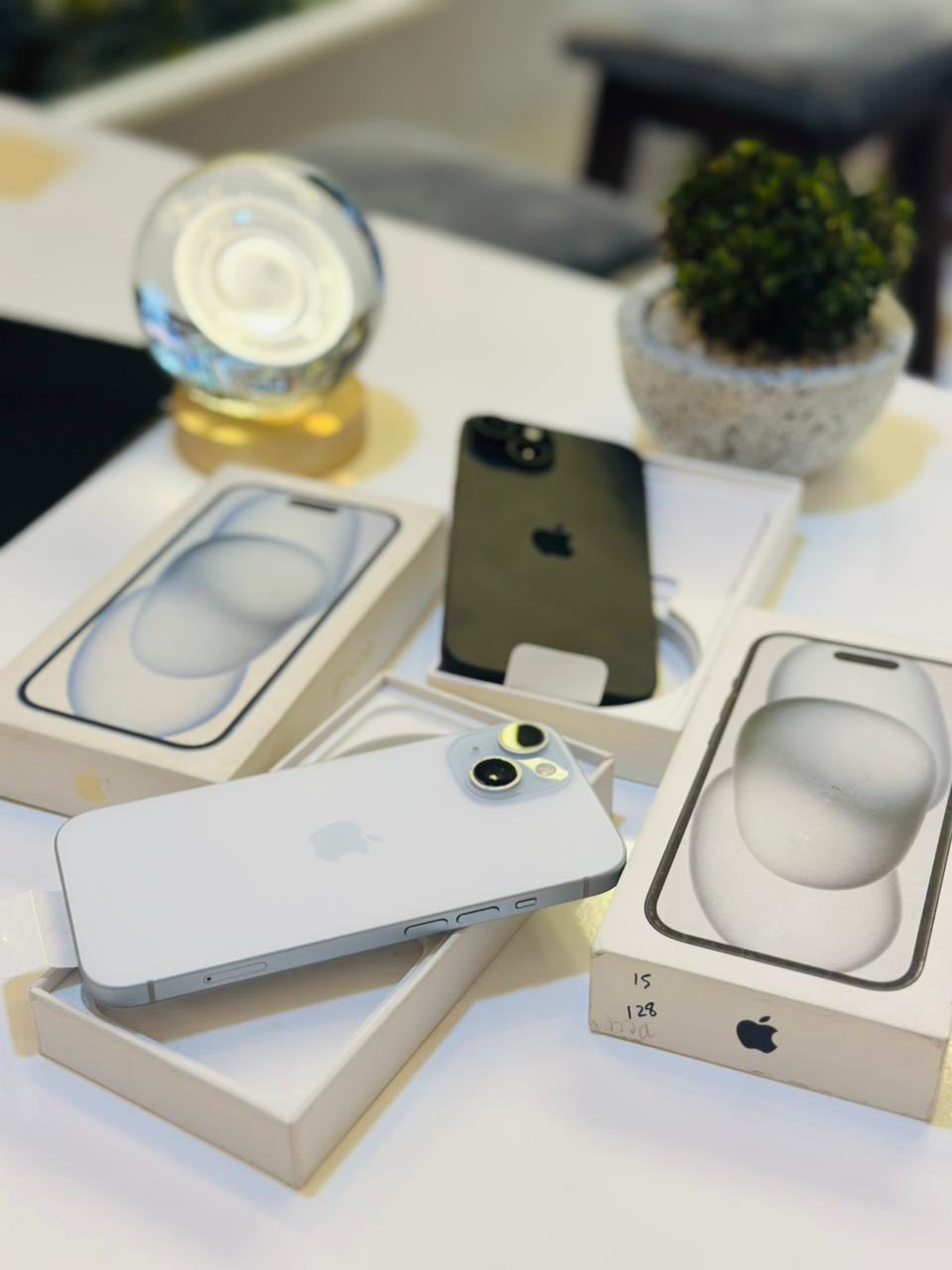 Showcase Device 2